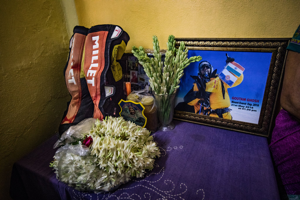 Визволення з висоти 27 000 футів
