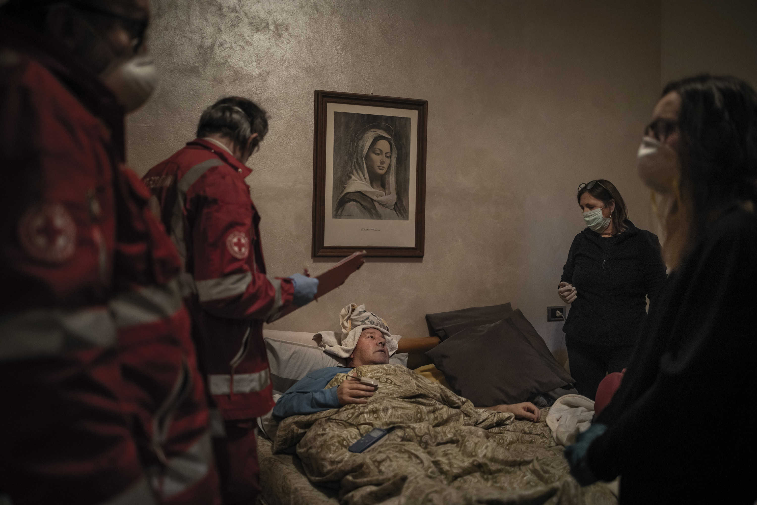 Бергамо — похмуре серце коронавірусу. Лонгрід від NYT